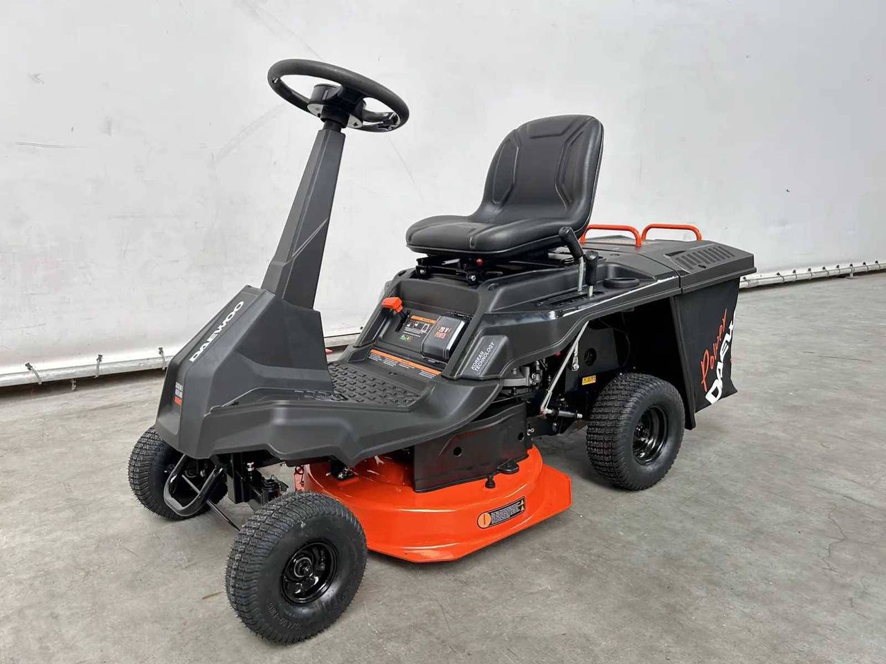 Ride-on Mower Daewoo DARWM224 Petrol New 2025