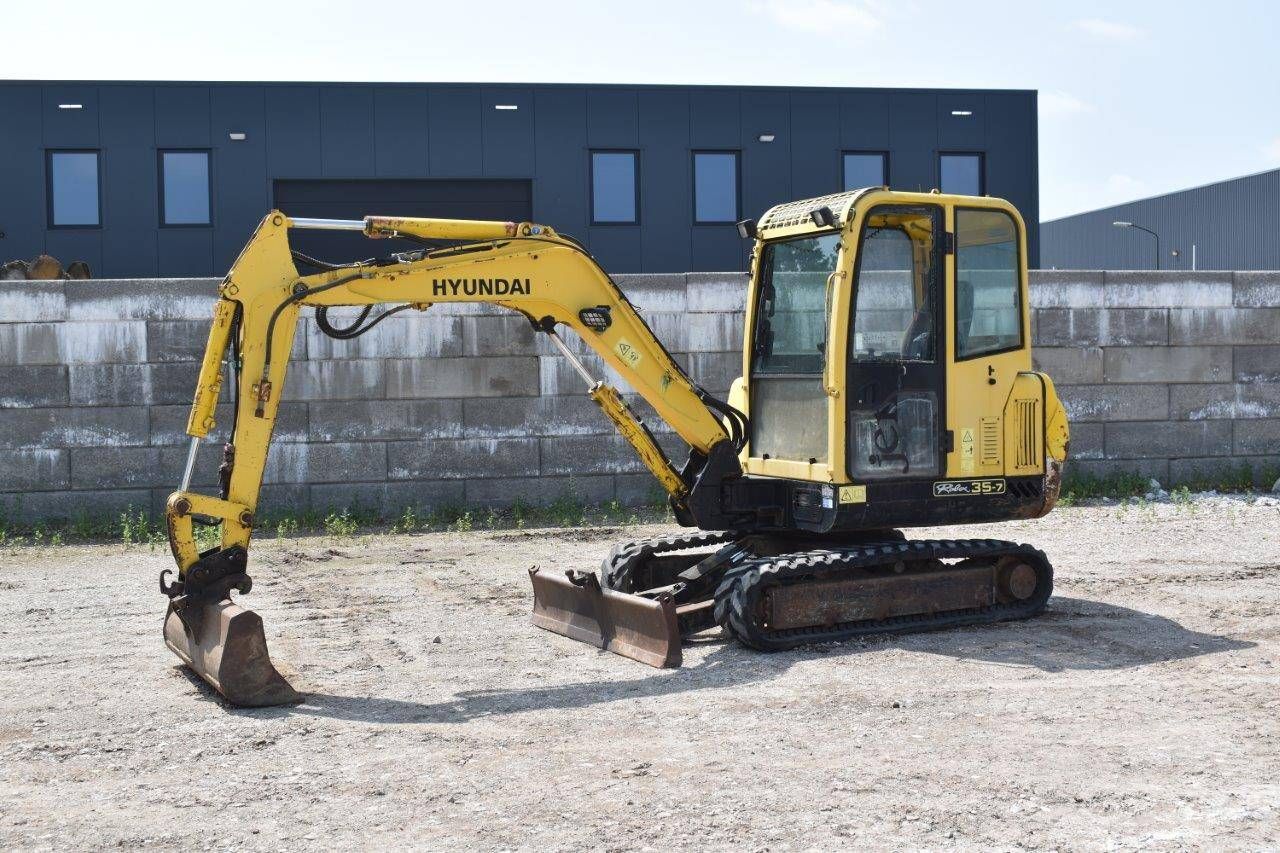 Crawler excavator Hyundai Robex 35-7 Diesel 