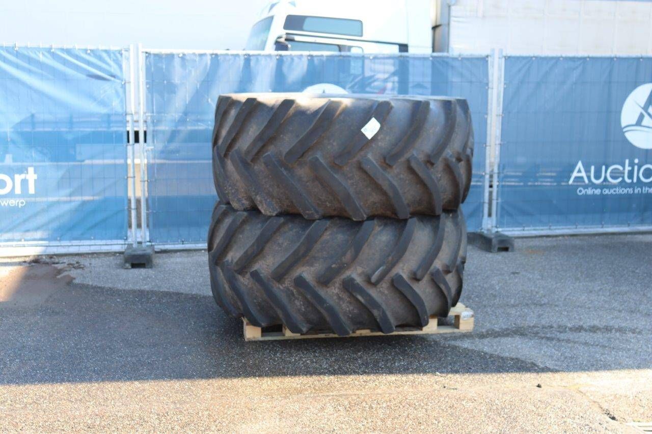 Tires Goode Year 800/65R32
