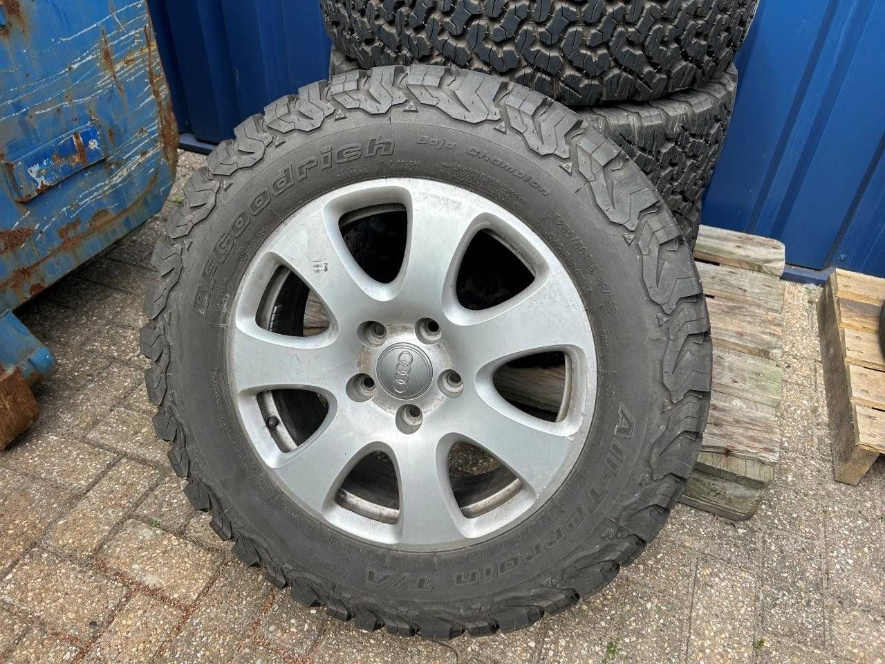 Lot of Tires Goodrich All-Terrain T/A Baja Champion (Margin)