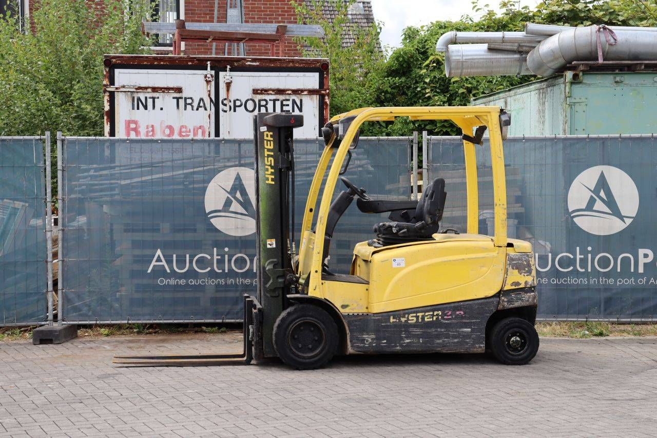 Forklift Hyster J2.5XN Electric 2410kg 4.95m 2013