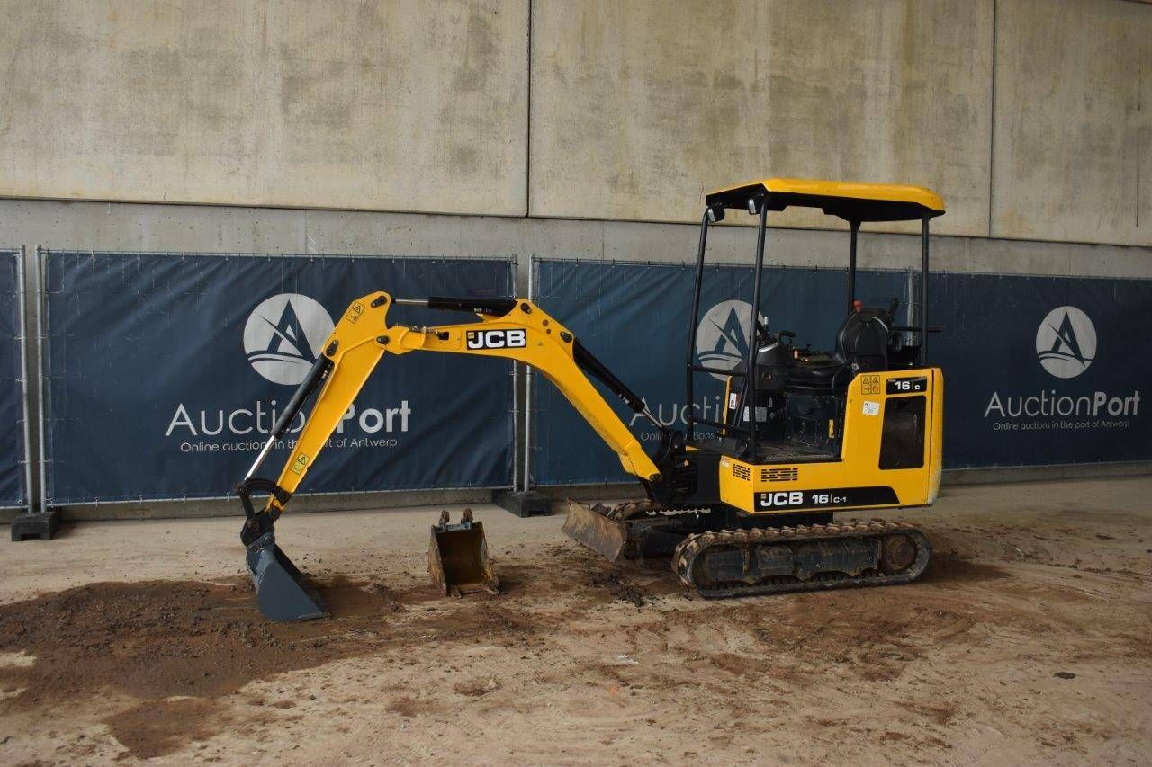 Mini digger JCB 16C Diesel