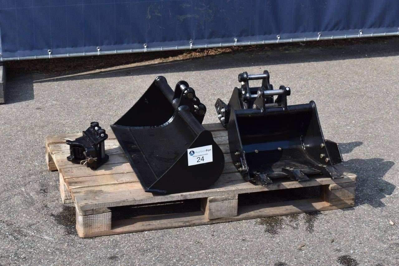 Party Excavator buckets incl. quick coupler New