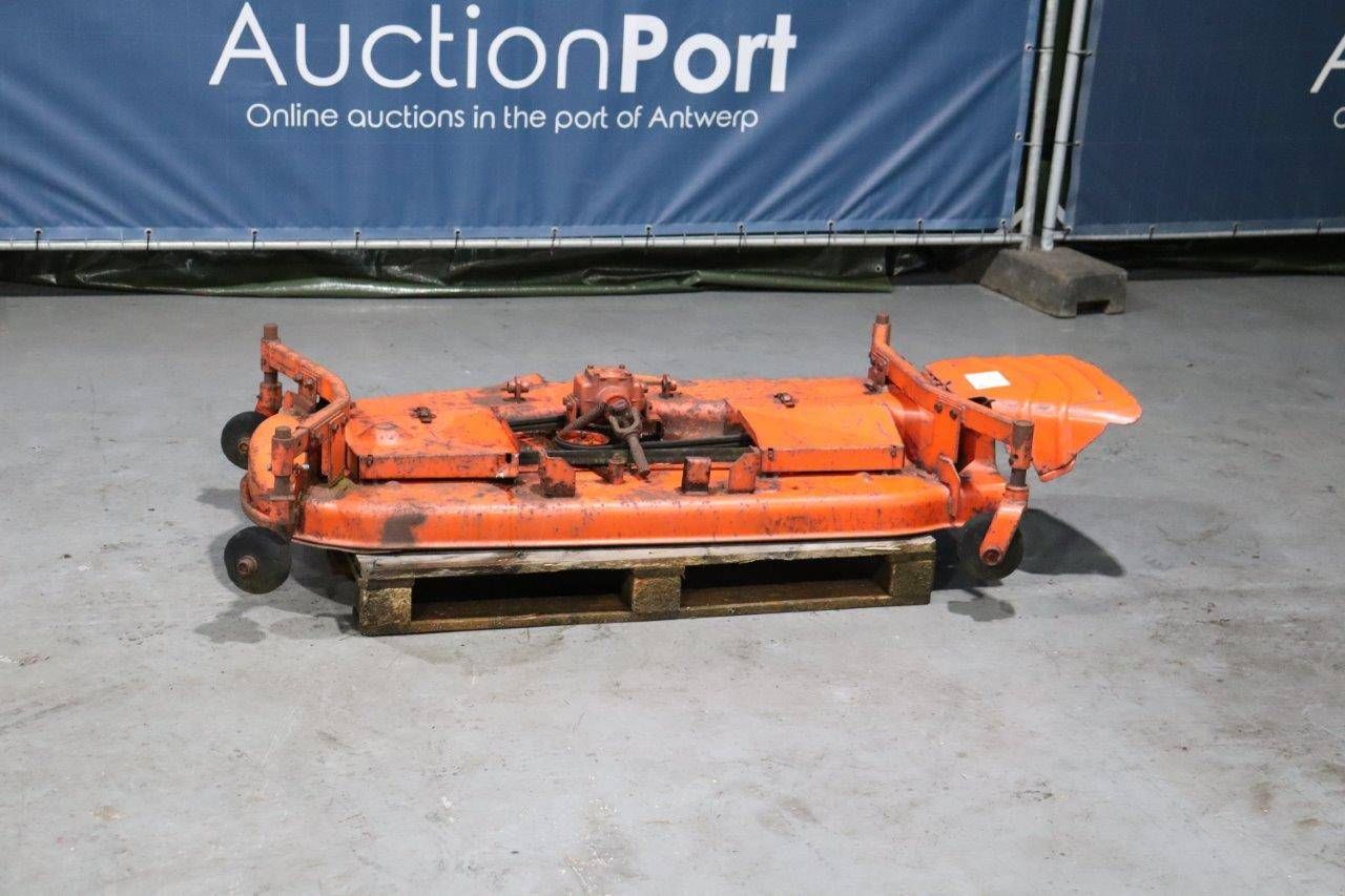 Kubota mowing deck