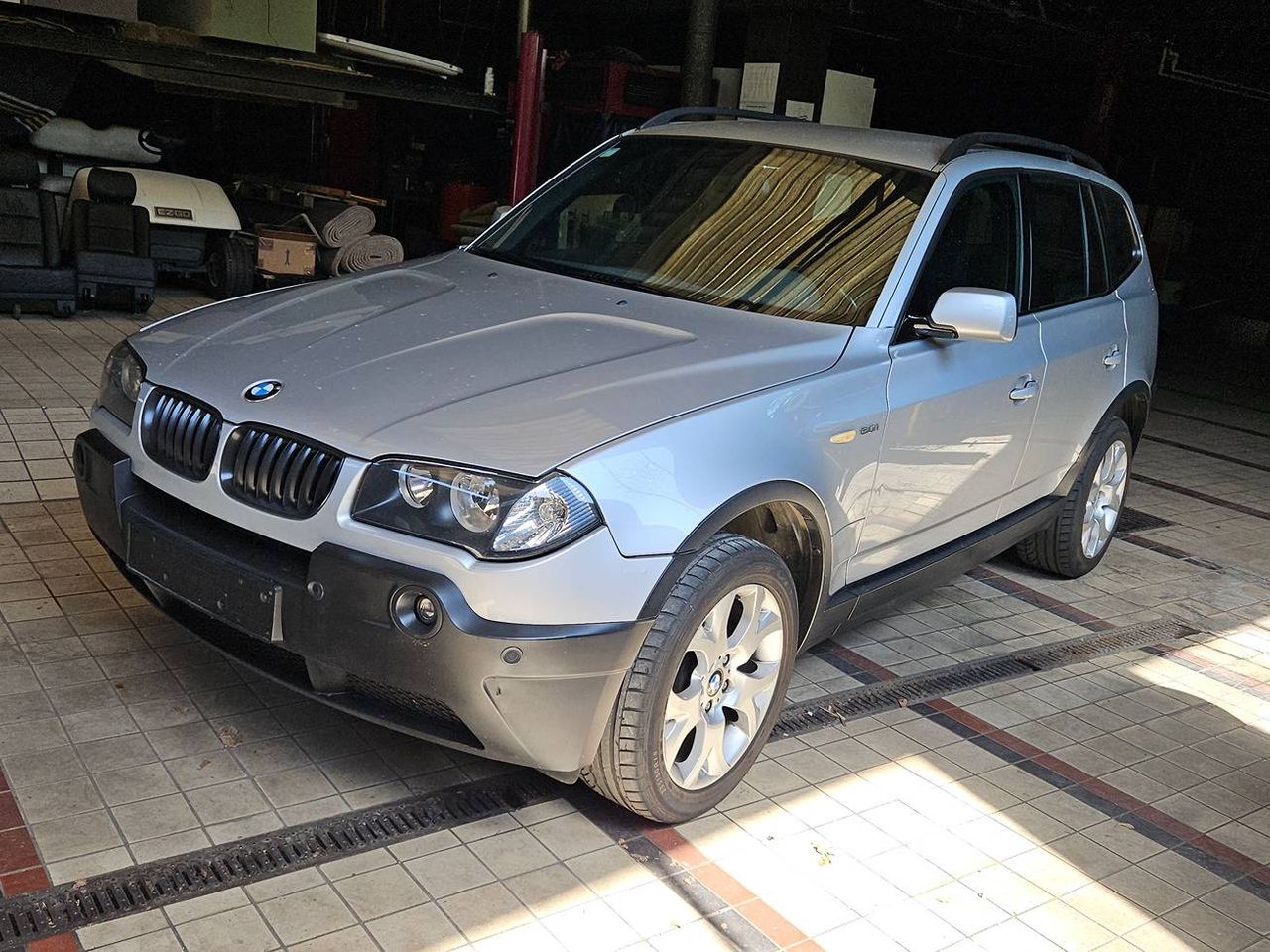 BMW X3 3.0i Automatic (Light Truck AWD)