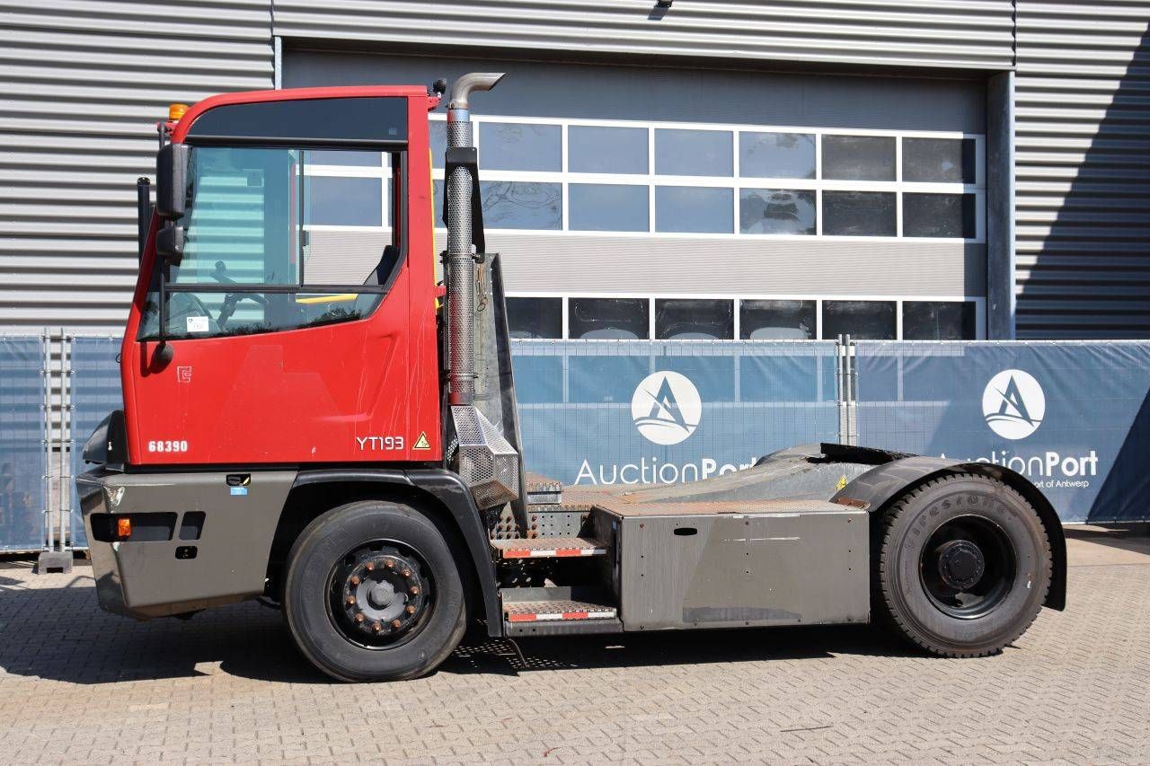 Terminal Tractor Terberg YT193 Diesel 2021