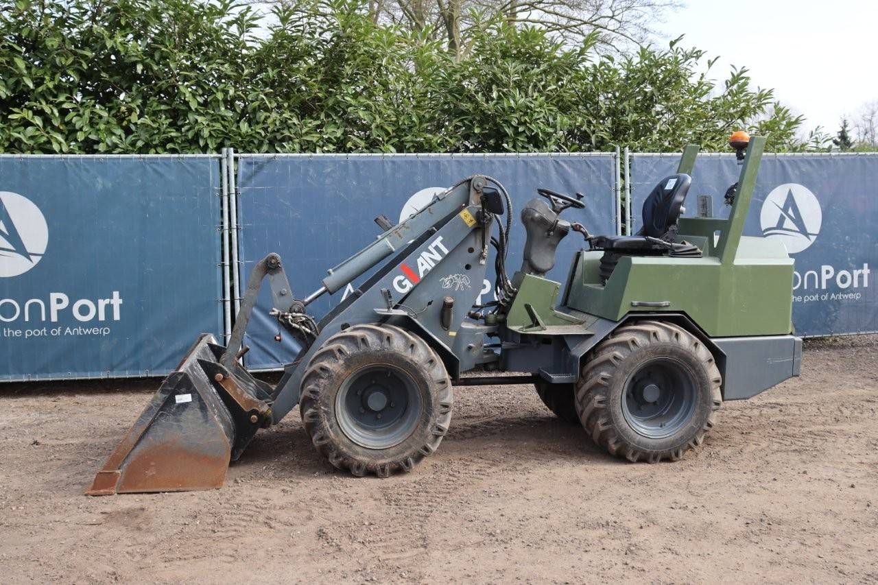 Articulated loader Giant V451T Diesel 2006