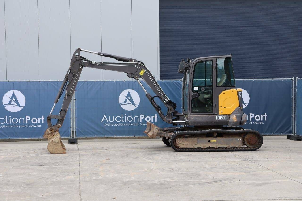 Crawler excavator Volvo ECR50D Diesel 42hp 2017