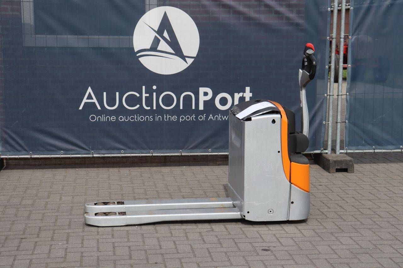 Transpaleta eléctrica Still EXH18 de 1800 kg, año 2018