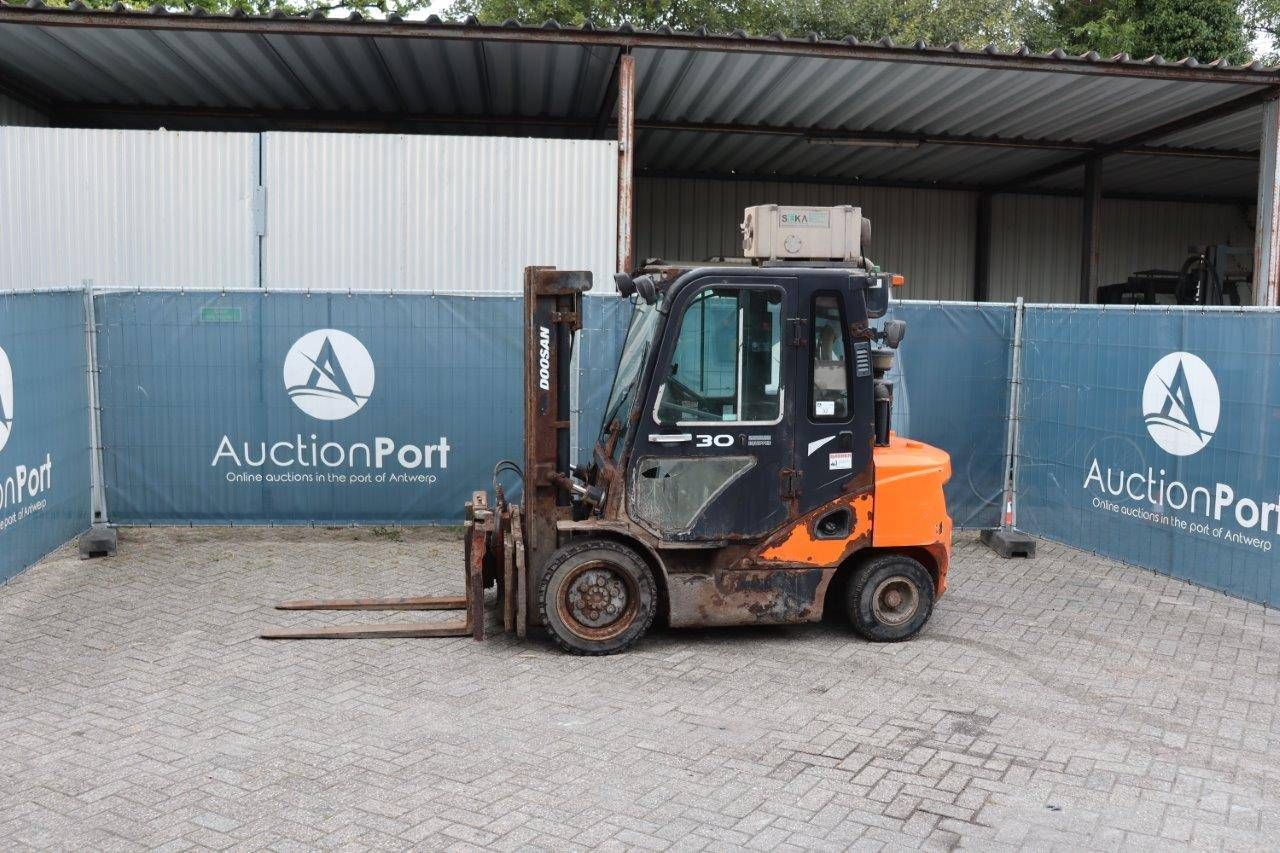Forklift Doosan 30 Diesel 3000kg