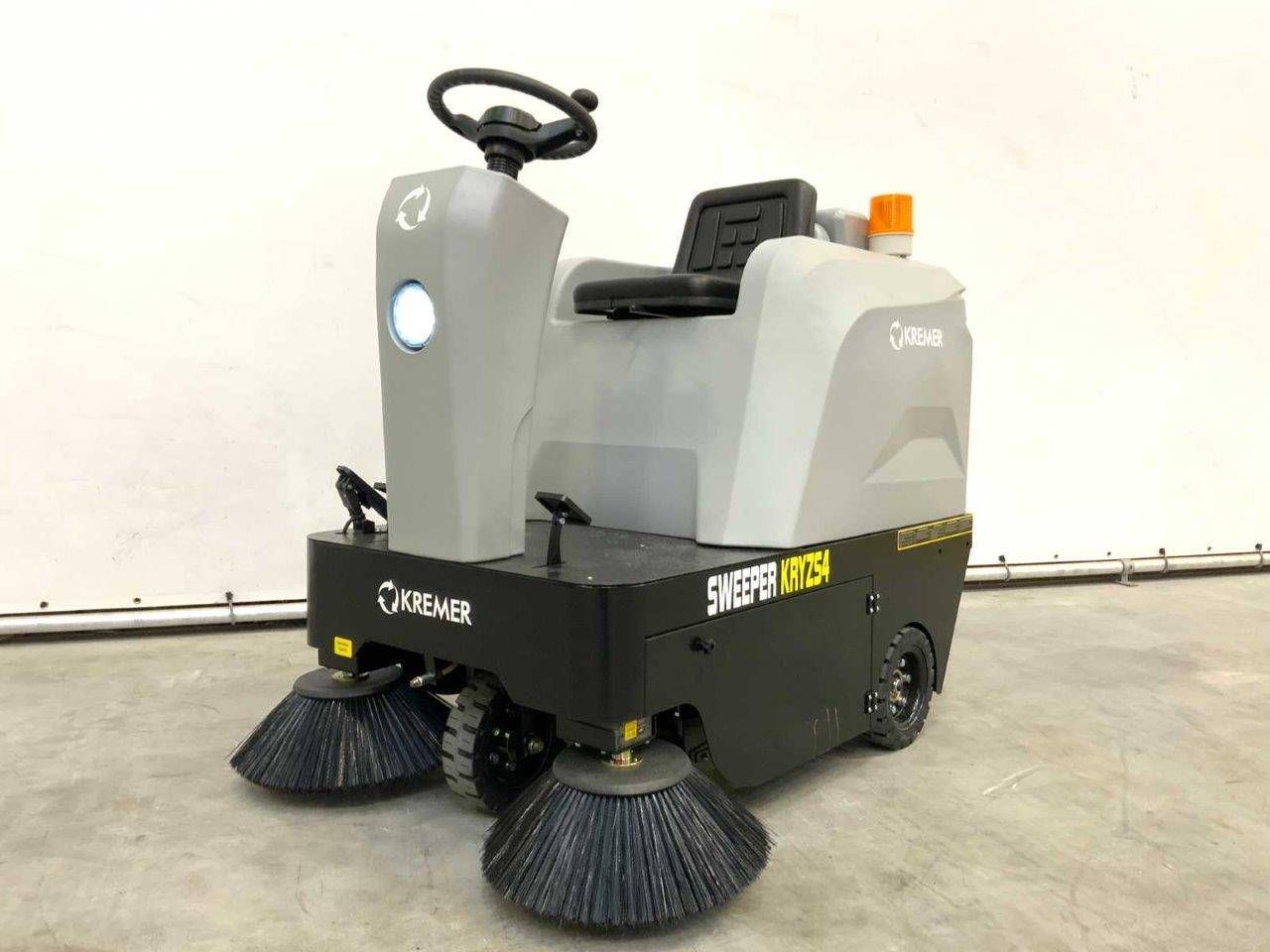 Sweeper Kremer KRYZS4 Sit-on Electric 700W 2024 New