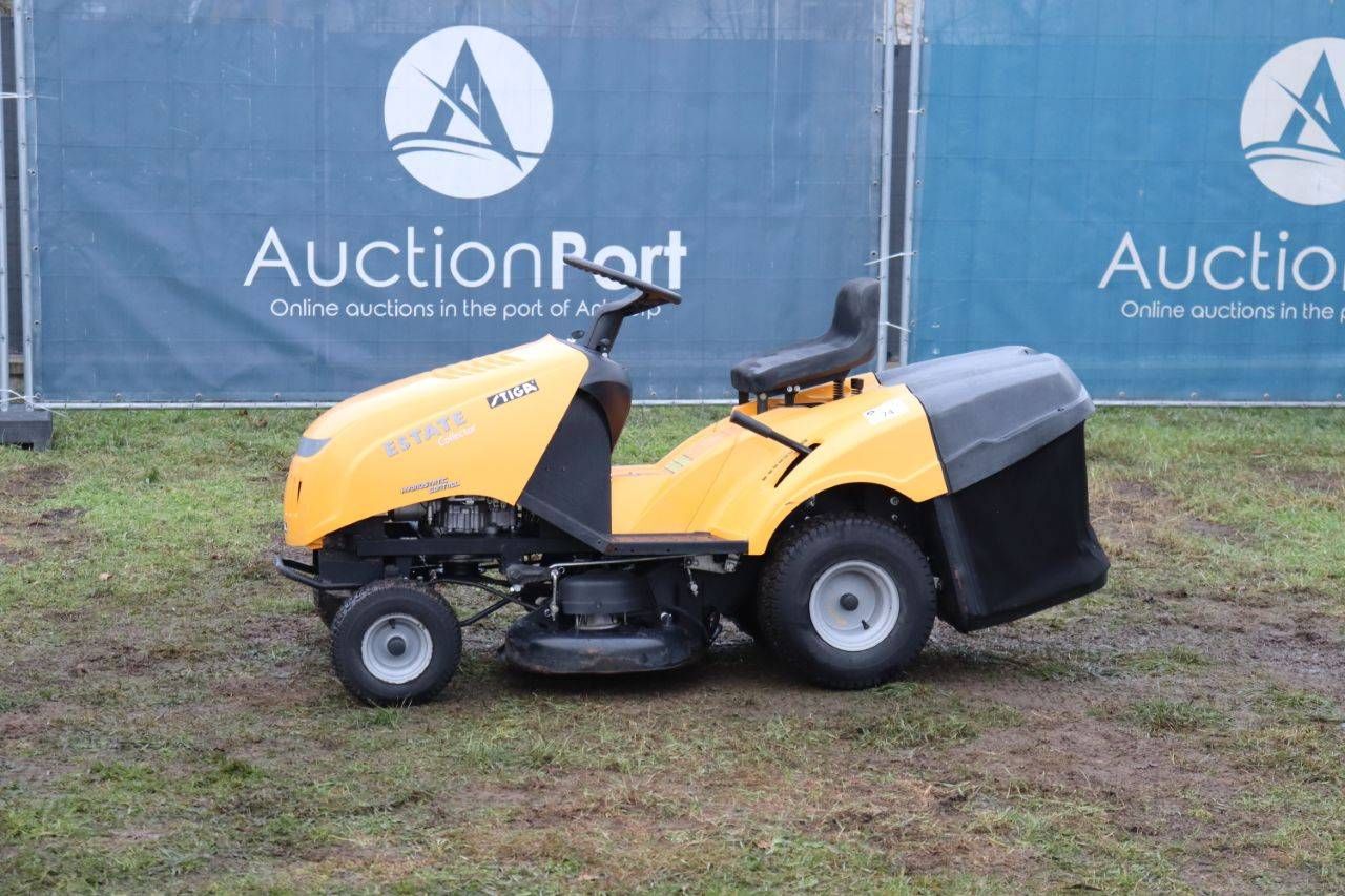 Stiga NJ 92 Hydro Petrol Ride-on Mower 2010