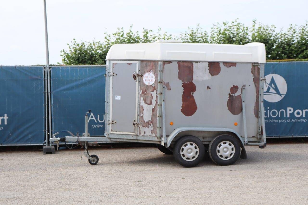 Horse trailer Henra TK21 2000kg 2006