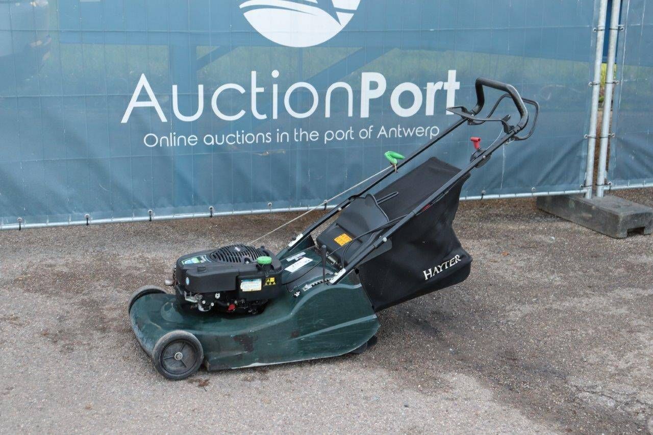 Lawn mower Hayter Harrier