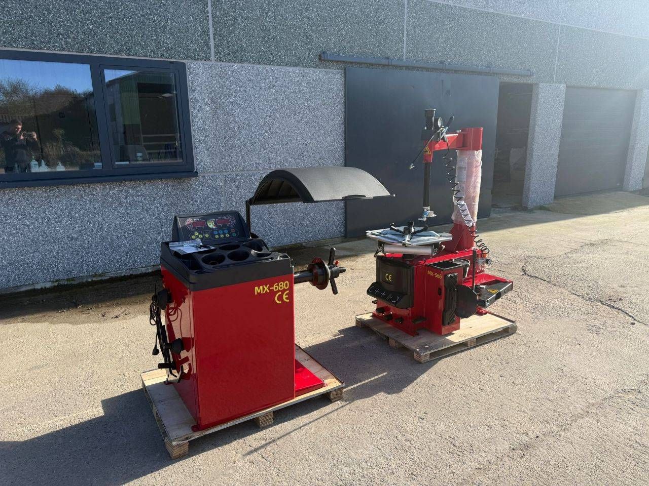 Tire Mounting Machine 2026 New