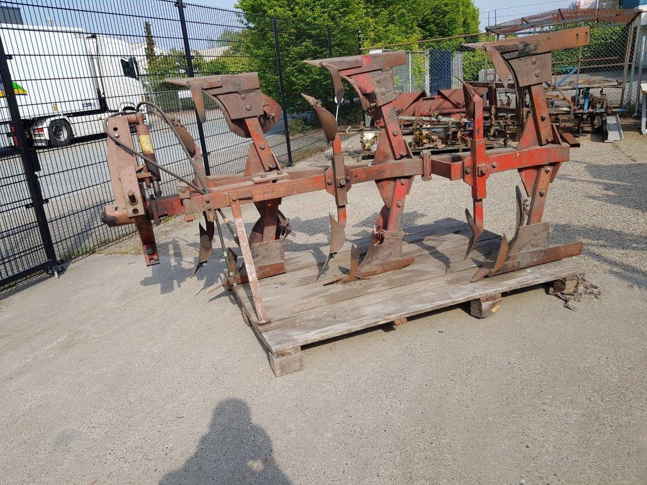 Plough Goudland 3-furrow