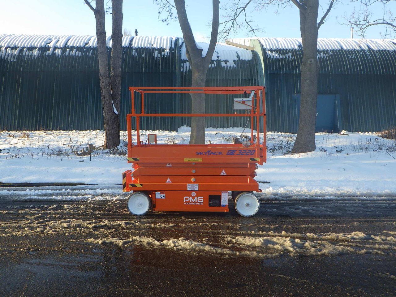Scissor lift SkyJack SJ3220 Electric 8.10m 2018