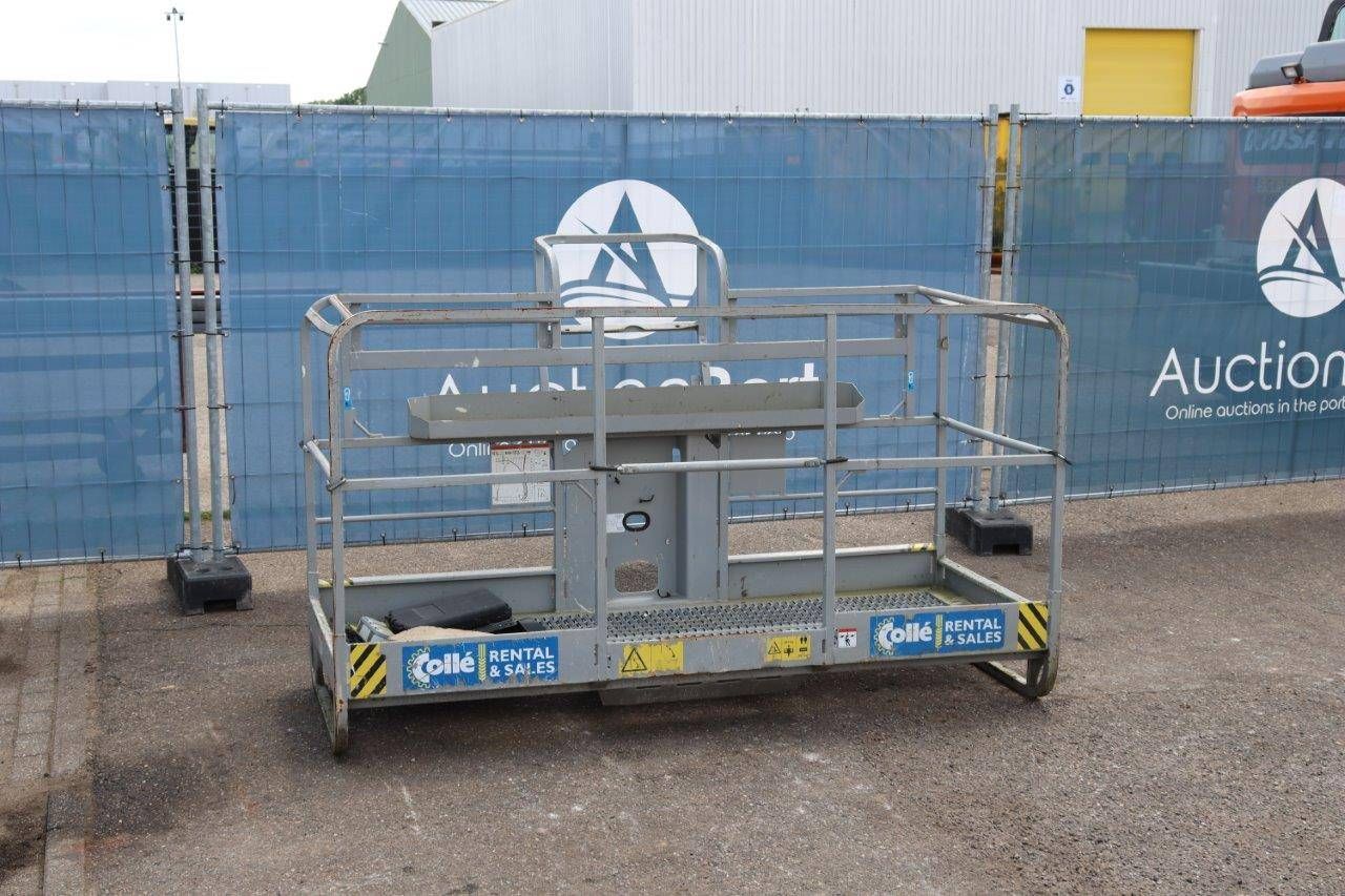 Cabin Aerial Work Platform 350kg