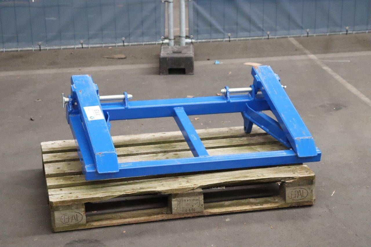 Kraffter pallet forks with Euro connection New