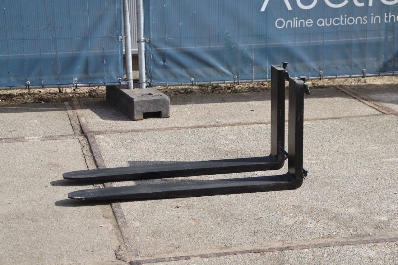 Pallet forks