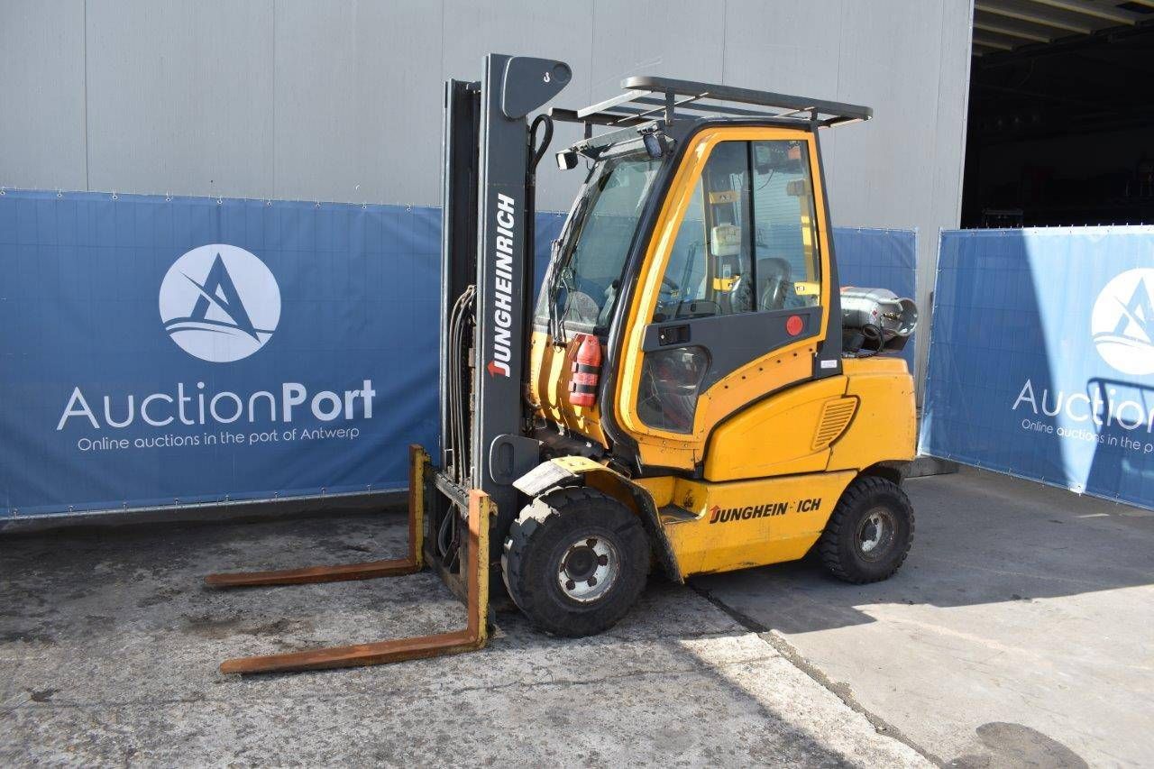 Heftruck Jungheinrich TGF 30BS LPG 3000kg