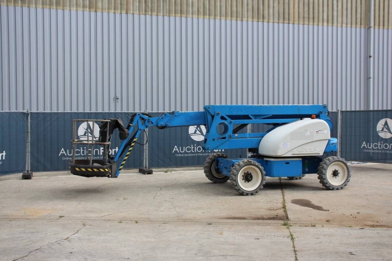 Nifty HR21 DE 2WD Diesel 20.8m Articulated Boom Lift 2013