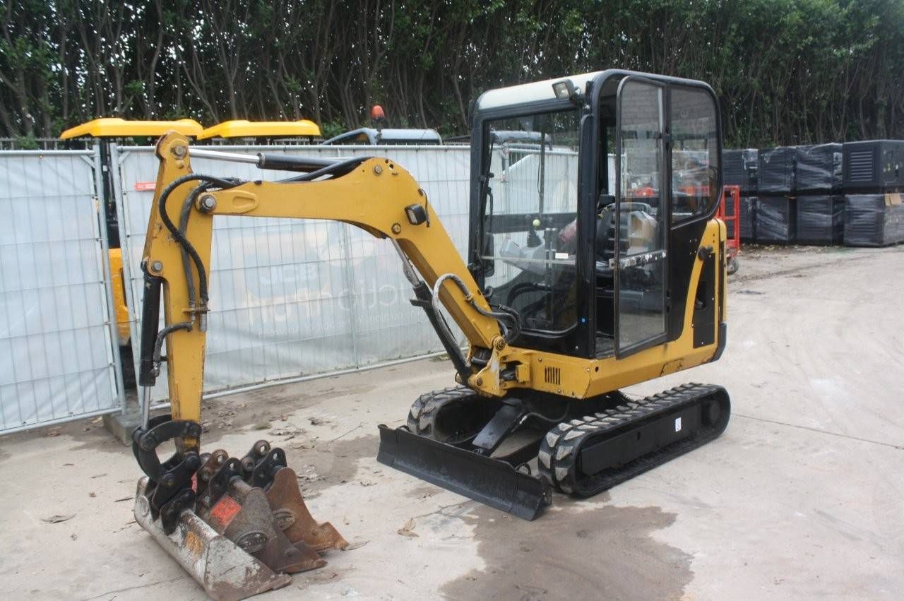 Mini excavator Caterpillar 301.8C Diesel 13.5kW 2015