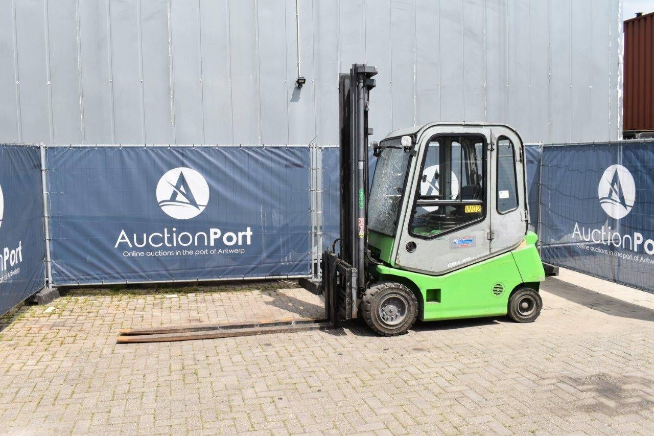 Gabelstapler Cesab Blitz 300 Elektro 3000kg
