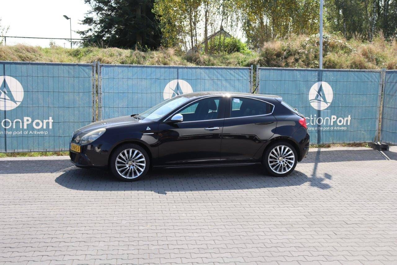 Alfa Romeo Alfa Giulietta Petrol 170hp 2010 (Margin)