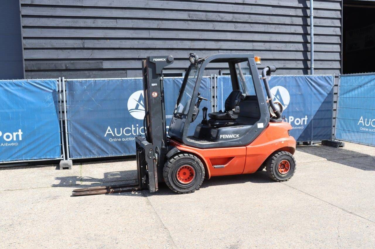 Forklift Fenwick-Linde H30T-03 LPG 3000kg 4.7m 2001