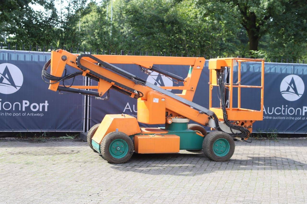 Nifty HR12NDE Electric+Diesel 12.2m Articulated Boom Lift 2013