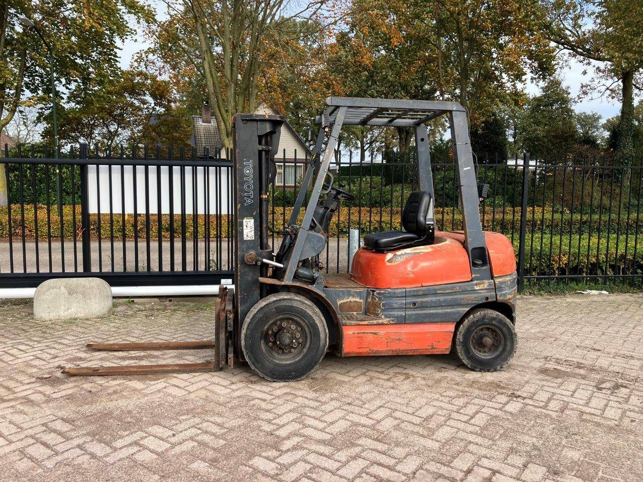 Forklift Toyota 62-6FDF-20 Diesel 1200kg