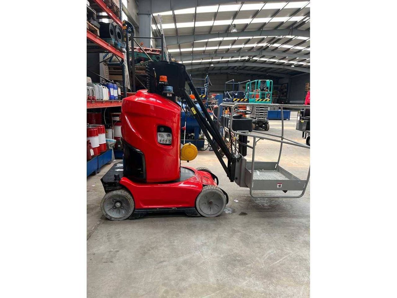 Mast lift Manitou 100 VJR Electric 9.85m 2019