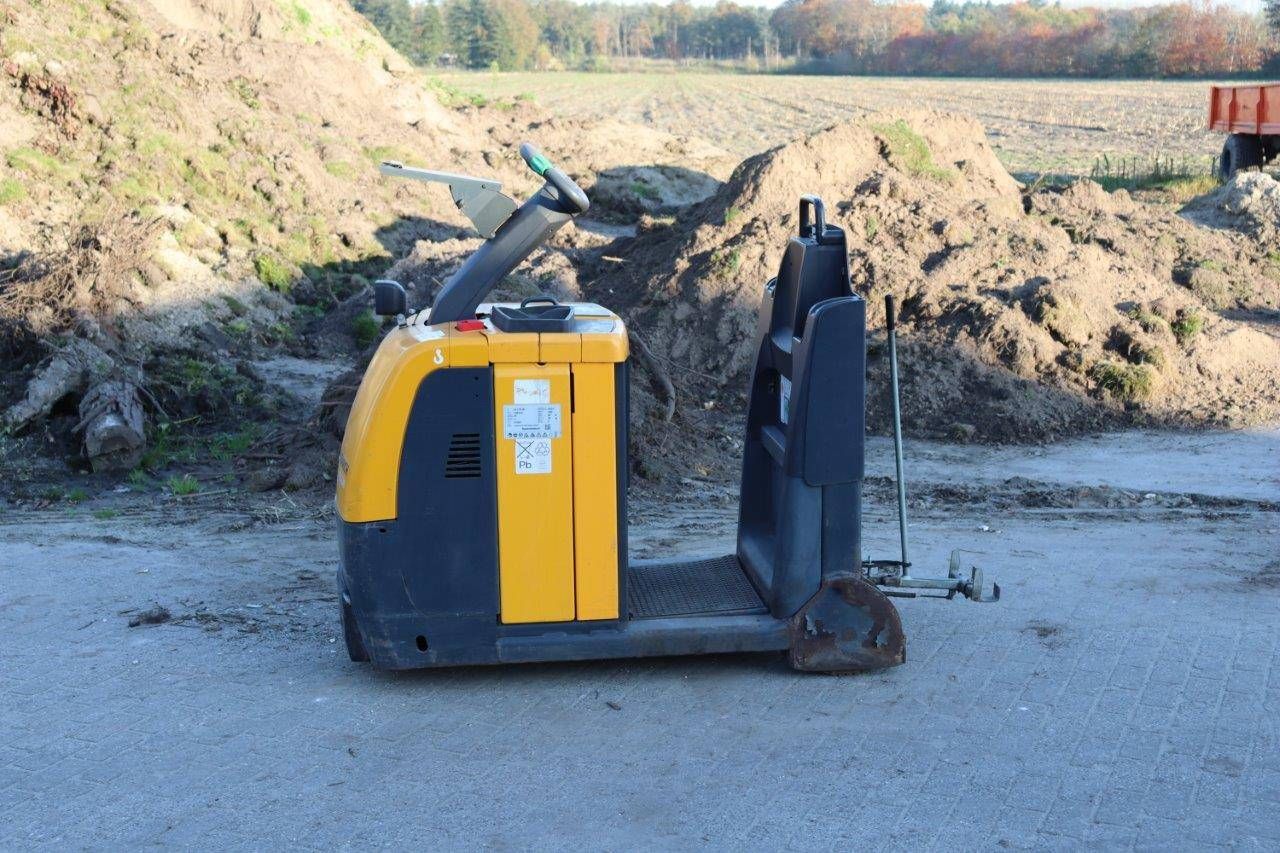 Electric tractor Jungheinrich EZS C40 Electric 2013