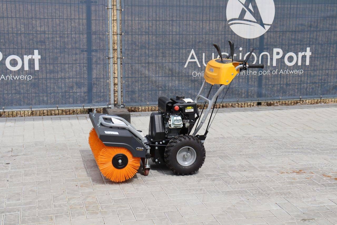 Varredora a gasolina Stiga SWS 800G 4,4 kW 2023 (Nova)