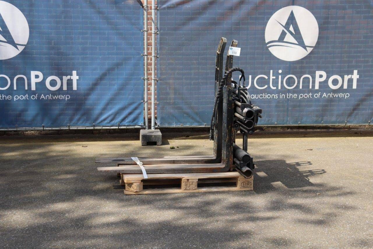 Fork carriage Durwen DPK30 2600kg 2018