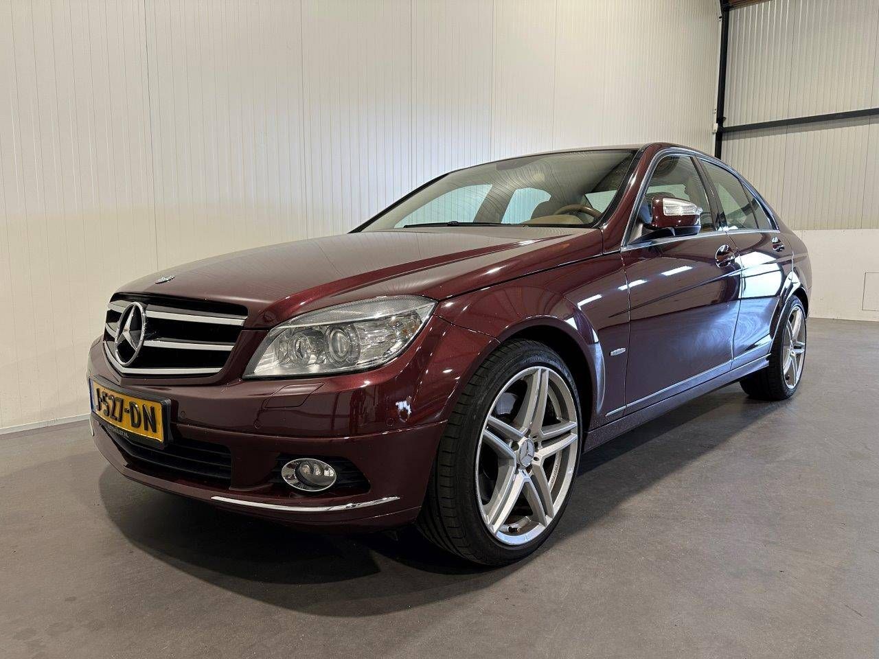 Mercedes-Benz C 350 Beznine 272hp 2007 (Margin)