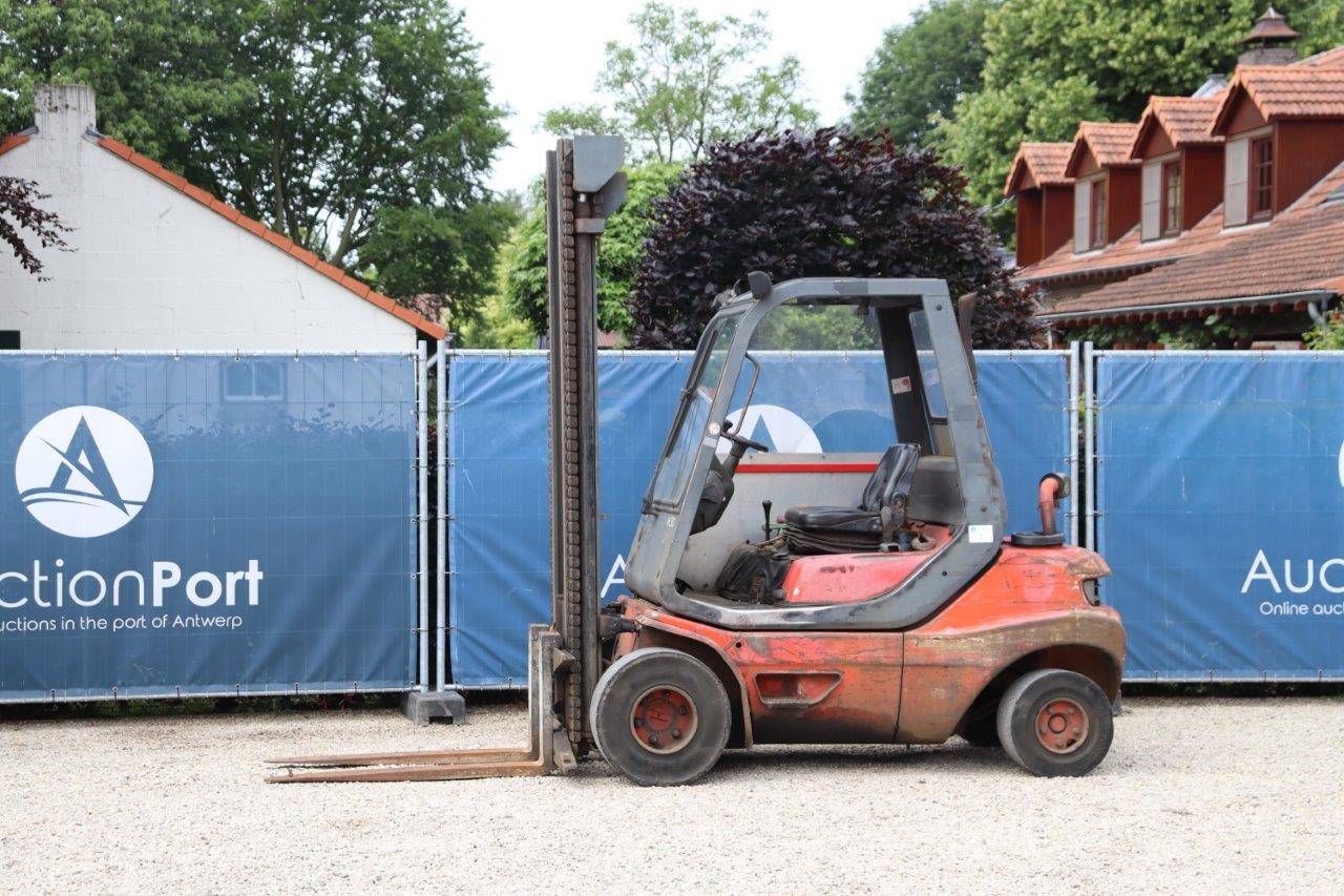 Forklift Linde H30D Diesel 3000kg 4.4m 1996