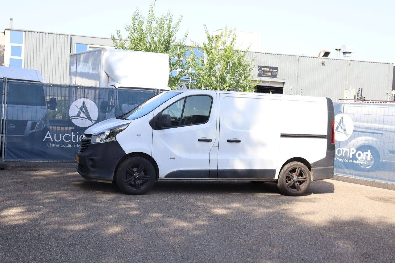 Opel VIVARO-B Diesel Van 2016