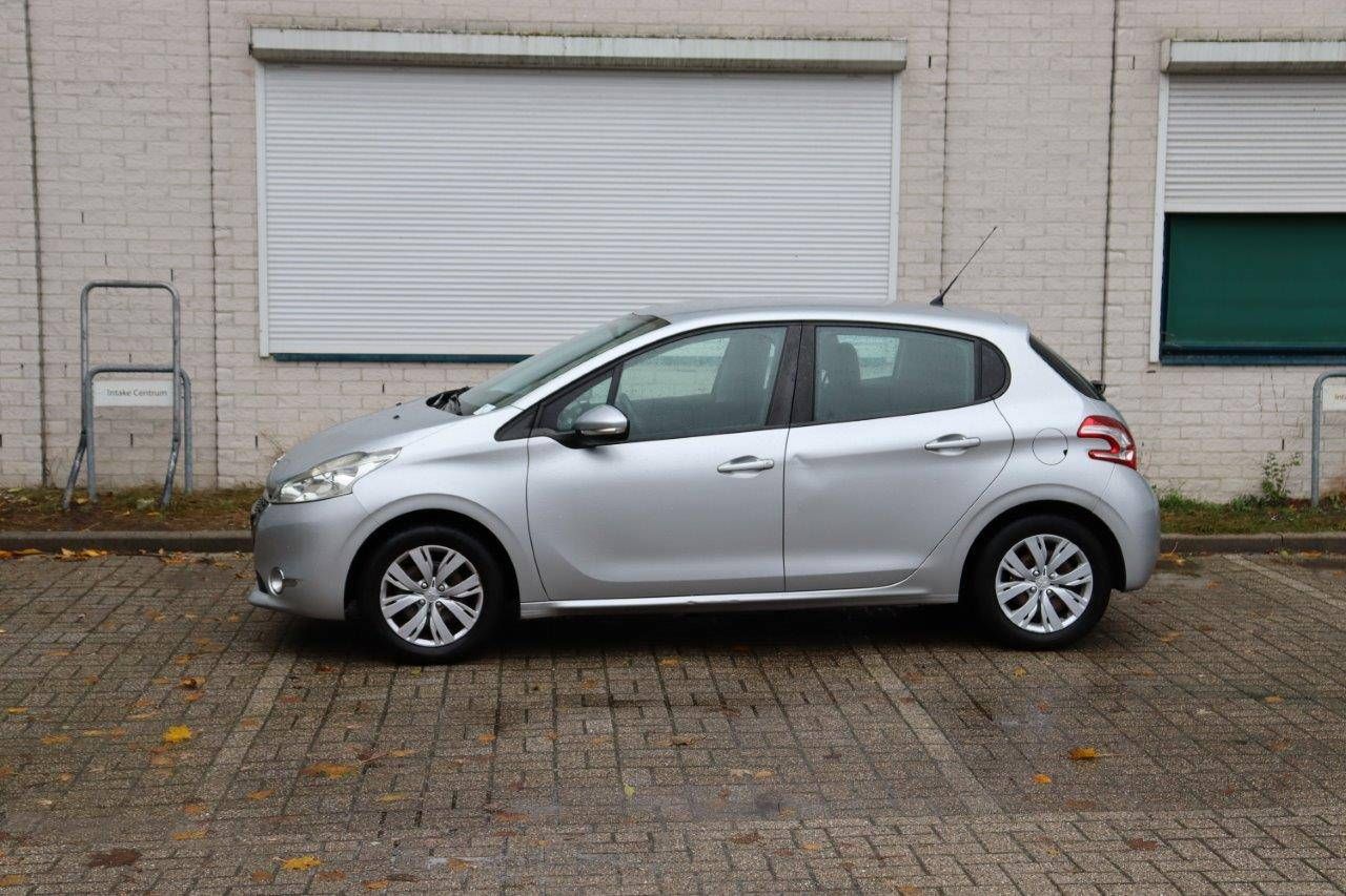 Peugeot 208 Benzine 82pk 2014 (Marge)