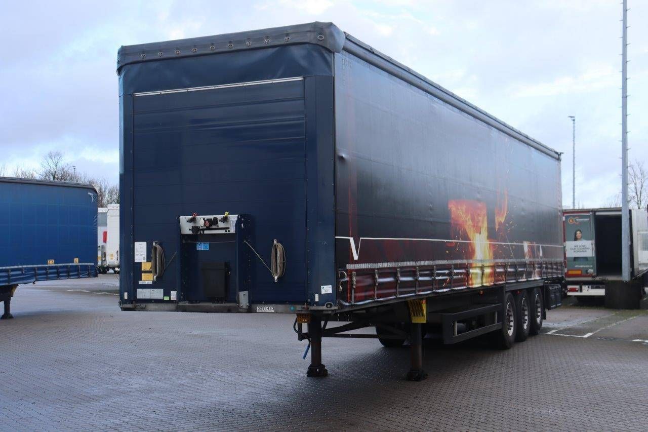 Sliding curtain semi-trailer Schmitz Cargobull SCB S3T 2017