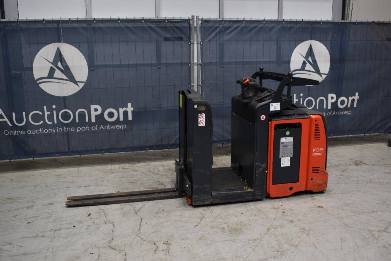 Stacker Linde V08-02 Electric 800kg