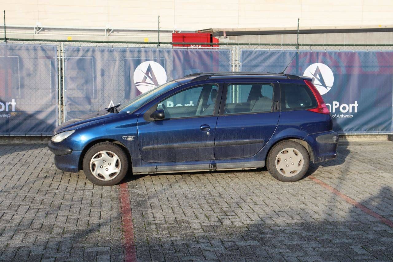 Passenger car Peugeot 206 SW Diesel 69 hp 2003 (Margin)