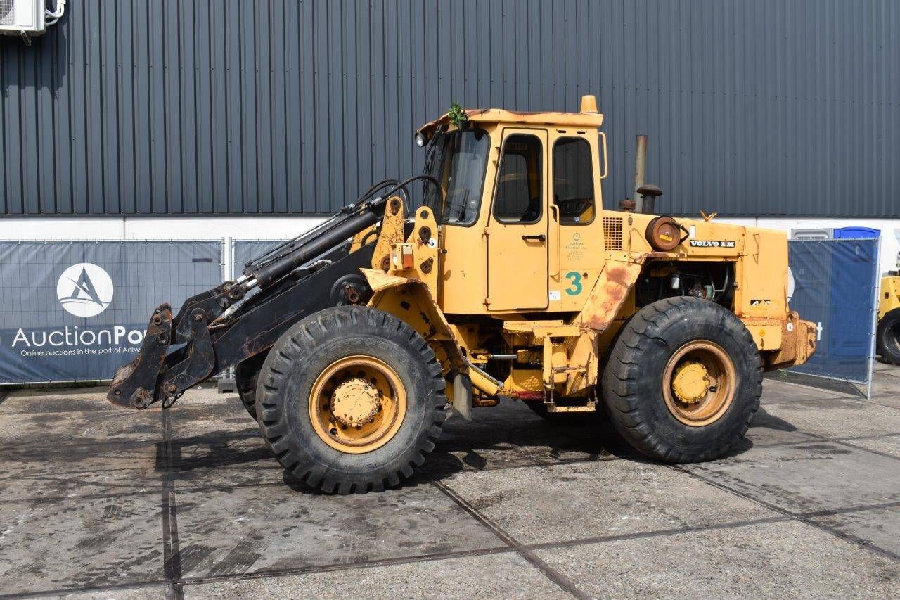 Excavator Volvo BM 4400 Diesel