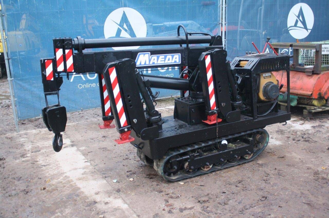 Mini crane Maeda MC104 Petrol 25m