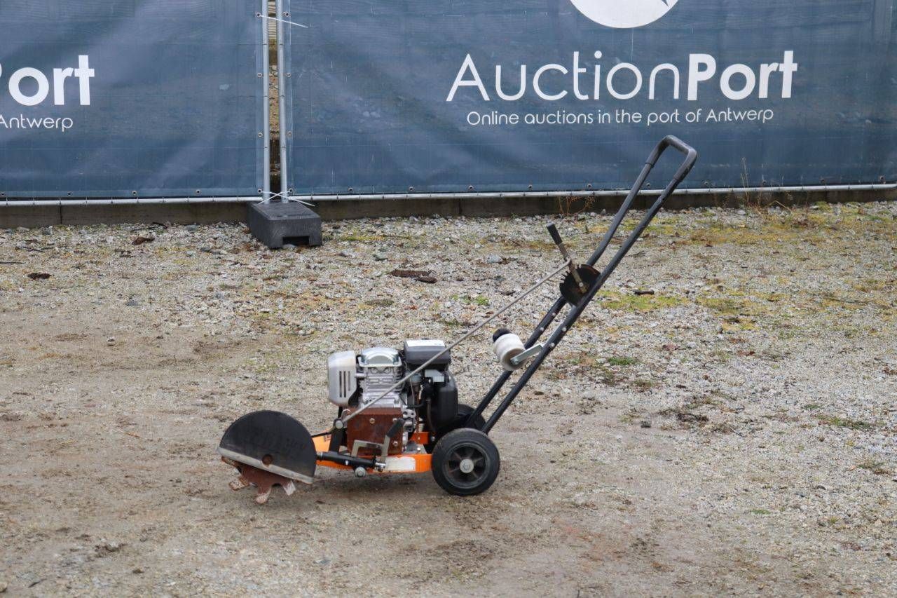 Eliet KS240STD Trenching Machine Petrol 4hp 2012