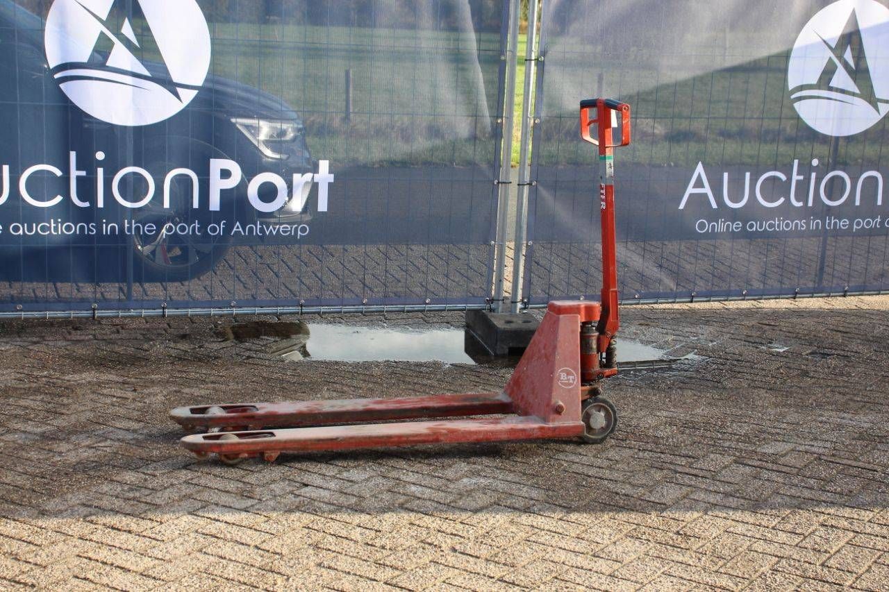 Pallet truck BT BT-L 2000/11 2000kg