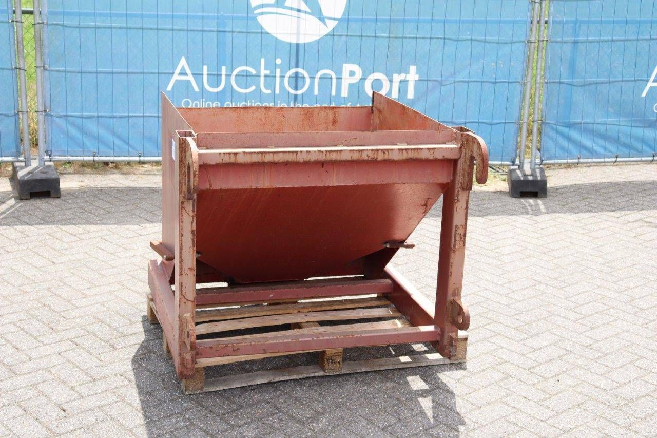 Funnel attachment