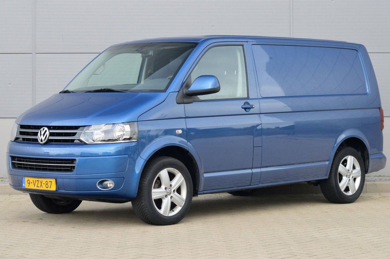 Volkswagen Transporter 2.0 TDI L1H1 65 Edition Diesel 180hp Van 2012