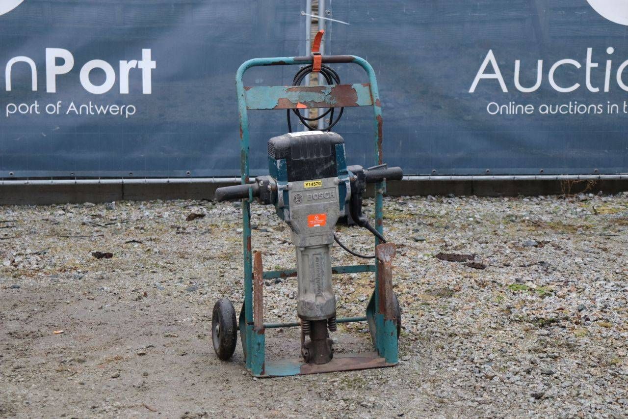 Bosch 11COA Electric Demolition Hammer 230V 2012